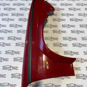 Parafango anteriore destro originale rosso Alfa Romeo 75
